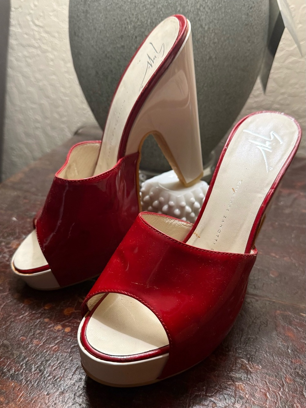 Vintage Giuseppe Zanotti Red Patent Open-Toe Platform Mules with white Heel